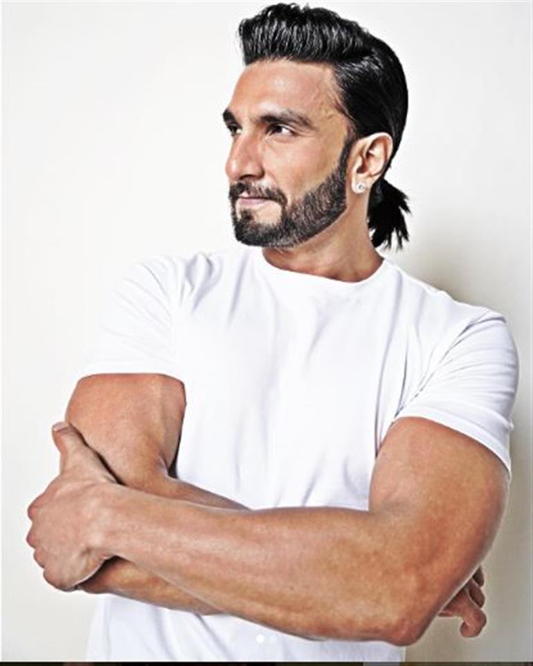 Bollywood Star Ranveer Singh hairstyle