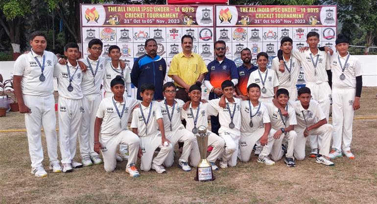 YPS Mohali lifts runners up trophy in u-14 all India IPSC cricket ...